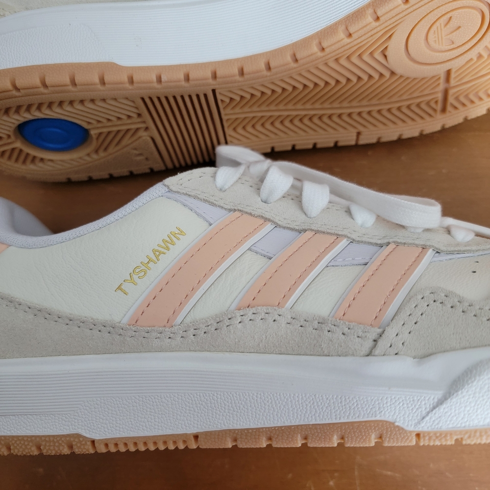 Adidas Tyshawn II Wonder White & Powder Coral Mens 9 / Womens 10 NWT - Picture 12 of 14